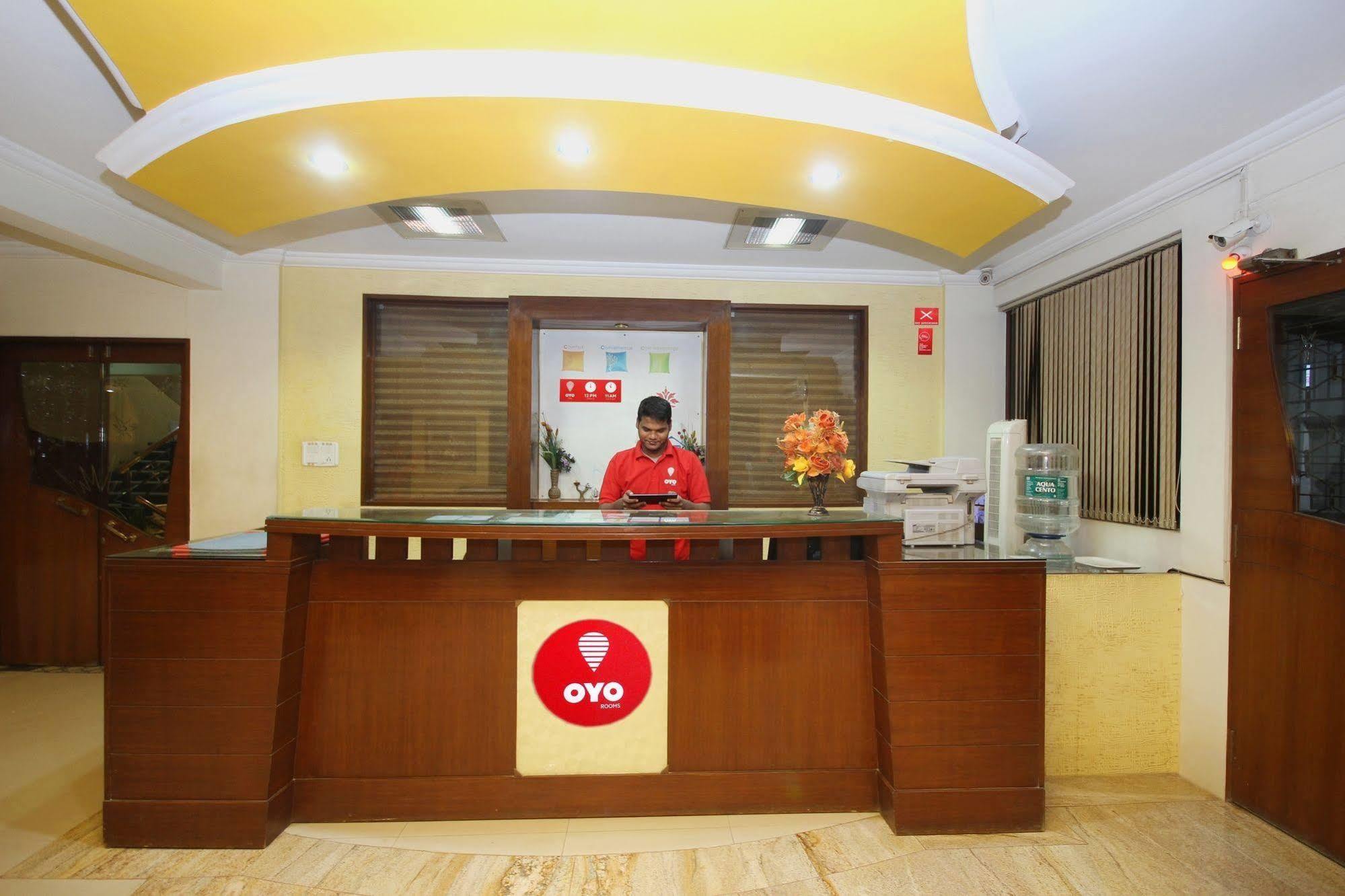 Oyo 5934 Lokaz Hotel Bangalore Exterior photo