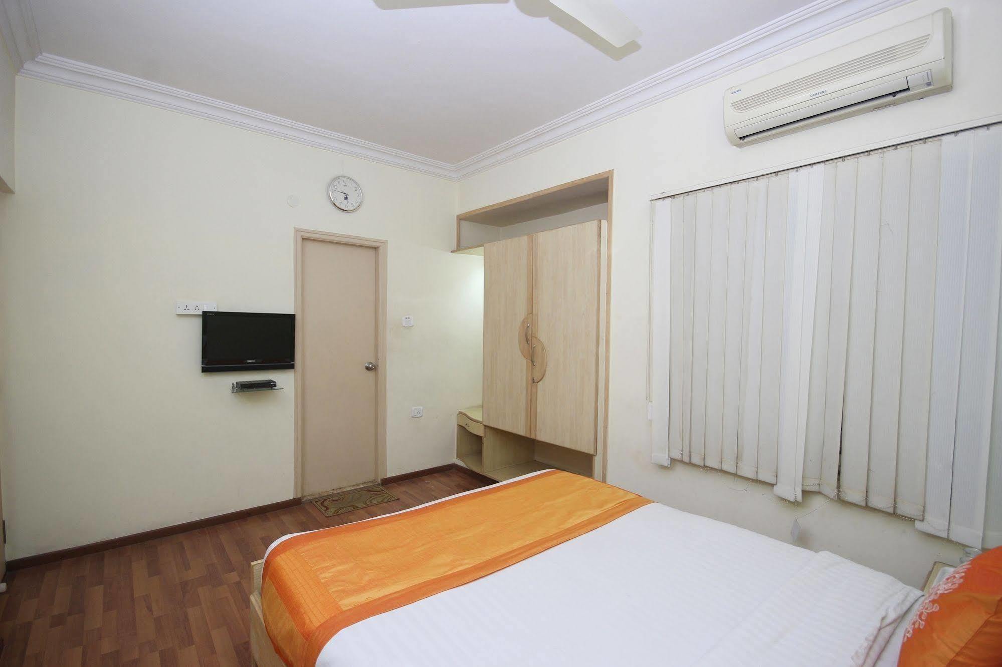 Oyo 5934 Lokaz Hotel Bangalore Exterior photo